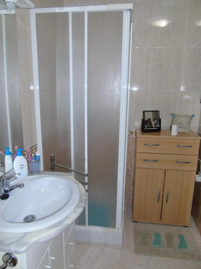 Appartement Premiere Ligne De Mer Roses Dış mekan fotoğraf